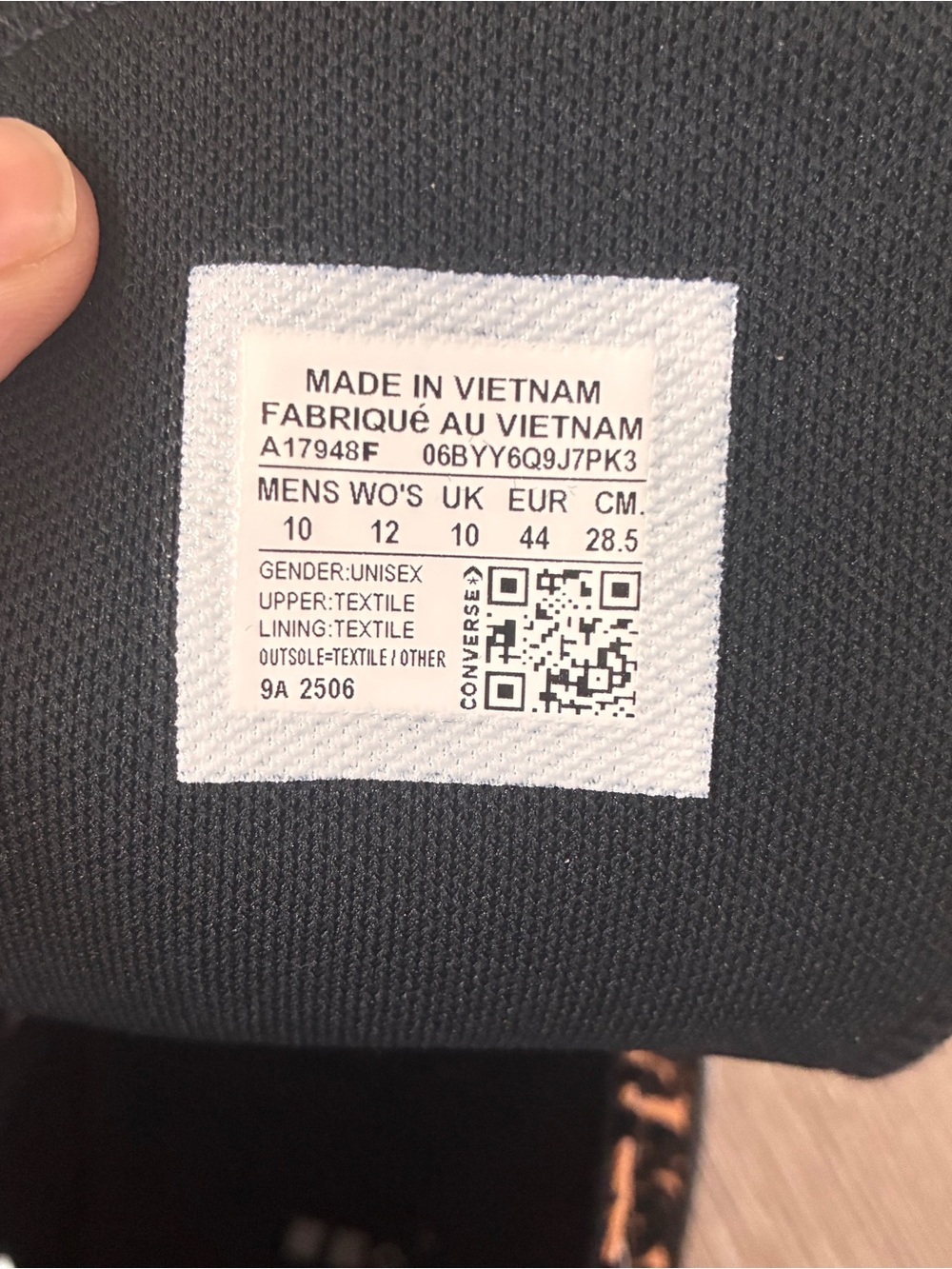 Converse Black Textile Sneaker Interior Label - Picture 6 of 6